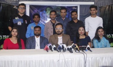 निर्माता निर्देशक दीपक कुमार मिश्रा की वेब सीरीज “बीइंग ट्रेप्ड” का ट्रेलर हुआ लॉन्च