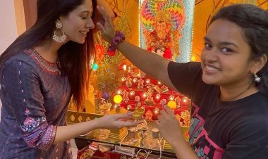 अभिनेत्री वरीना हुसैन गणपती दर्शन करने पर हुई ट्रोलर्स का शिकार