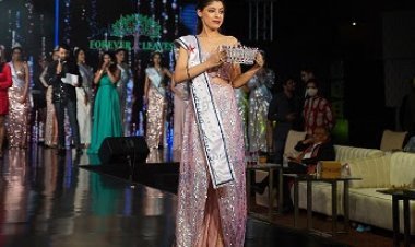 ओडिशा के राउरकेला से शेरोन कालसी चुनीं गईं फॉरएवर मिस इंडिया 2021 में मिस साउथ ईस्ट