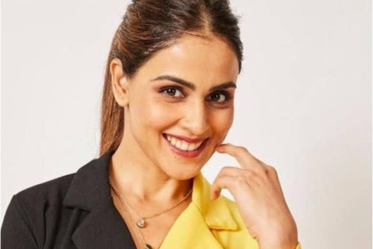 जेनेलिया देशमुख ने सभी को मुस्कुराते रहने और खुश रहने के लिए प्रोत्साहित किया