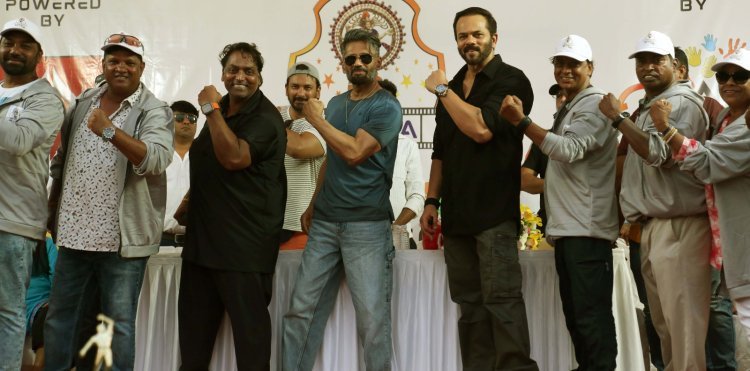 सुनील शेट्टी, रोहित शेट्टी और गणेश आचार्य ने मास्टर फोर्स क्रिकेट लीग के फाइनल में 10 वरिष्ठ कोरियोग्राफर्स को किया सम्मानित
