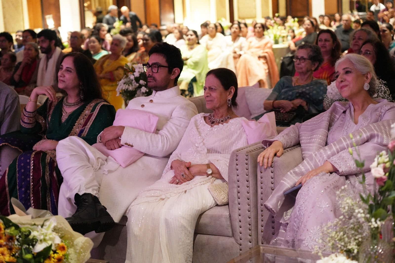 आमिर खान ने मनाया अपनी अम्मी का 90वां जन्मदिन! परिवार के सदस्यों के साथ सामने आईं तस्वीरें