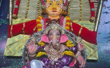 गणेश चतुर्थी पर 'कंतारा' का जादू, लोगों ने किया पंजुरली दैव गणपति का स्वागत!