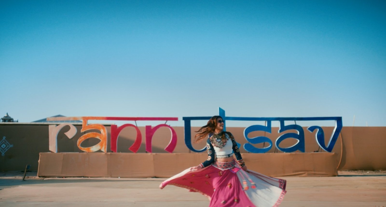 रण उत्सव में फेमिना मिस इंडिया की चमक